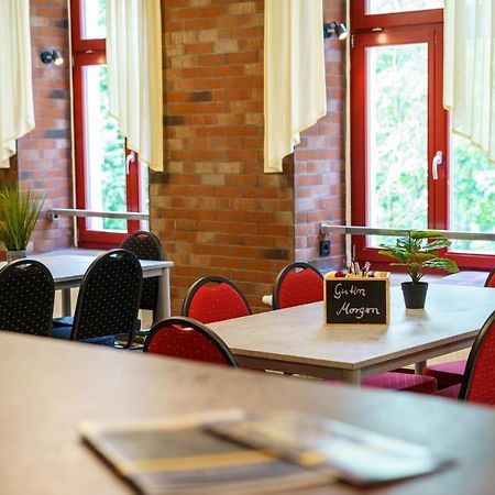 Hotel Und Hostel Gleisbett Annaberg-Buchholz Ngoại thất bức ảnh