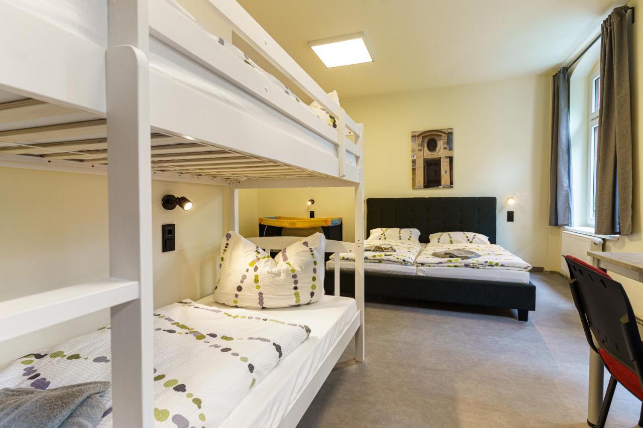 Hotel Und Hostel Gleisbett Annaberg-Buchholz Ngoại thất bức ảnh